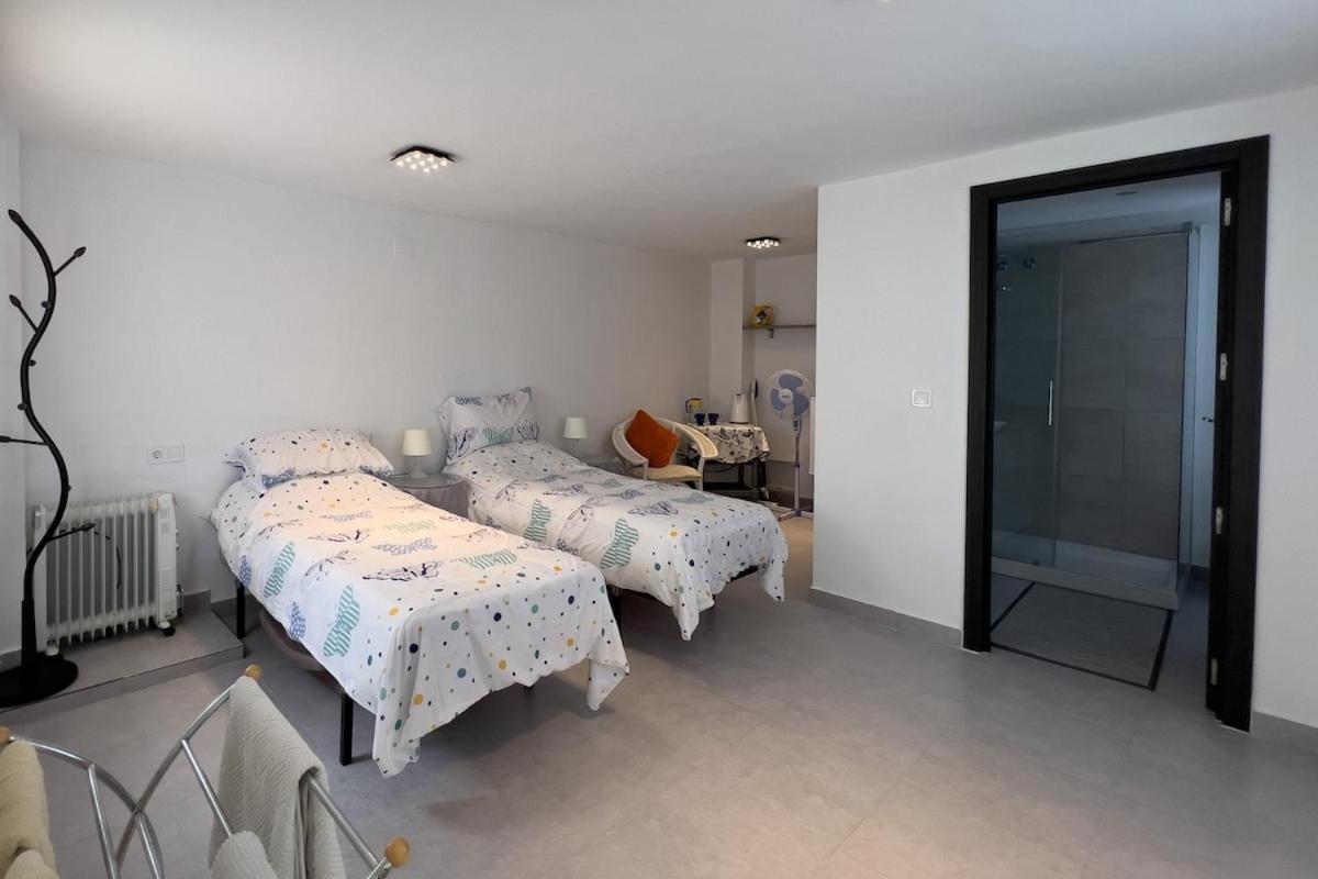 Villa Relaxing Family Retreat With Stunning Golf Views Benalmádena